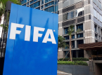 FIFA는 지아니 인판티노를 공개적으로 비판한 후 COO를 해임했다