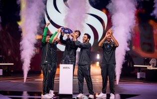 이스포츠 월드컵 2026: 팀 팔콘스, Club 챔피언십 상승세를 이어가며 Rocket League 우승