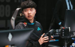 Cloud9 미드 라이너 Jojopyun이 출시되었습니다.