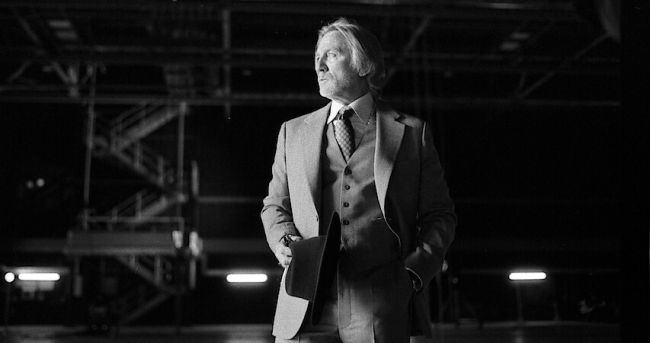 리안 존슨과 다니엘 크레이그는 이미 '나이브스 아웃 4' 작업 중입니다