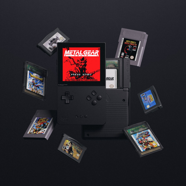 매우 인기 있는 아날로그 포켓이 다시 매장 진열대에 등장합니다