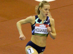 킬리 호지킨슨이 버밍엄에서 열린 800m 1라운드에서 가장 빠른 기록을 세우며 3년 연속 유럽 타이틀 도전