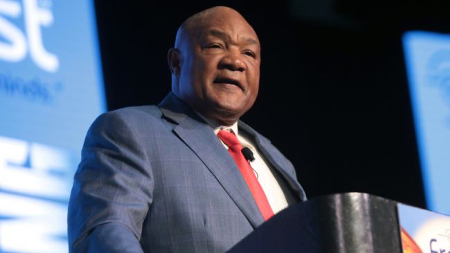 복싱의 전설이자 최고령 헤비급 챔피언인 조지 포먼(George Foreman)이 76세의 나이로 별세했습니다.